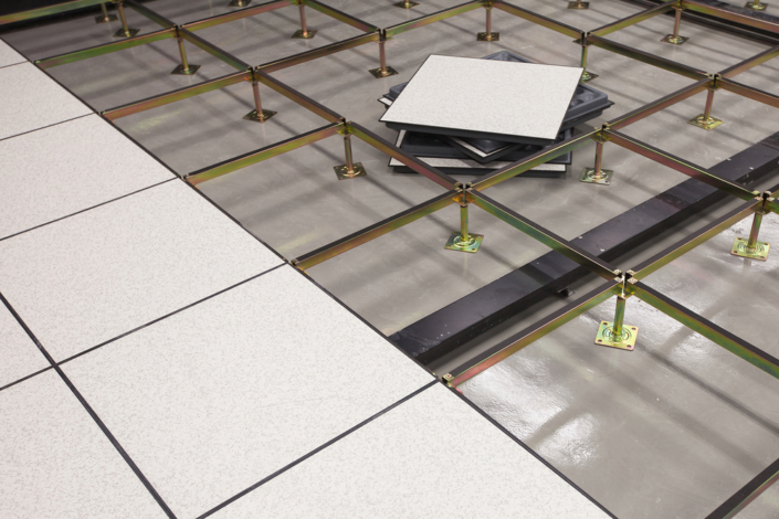 Raised-Flooring-Dubai-705x470